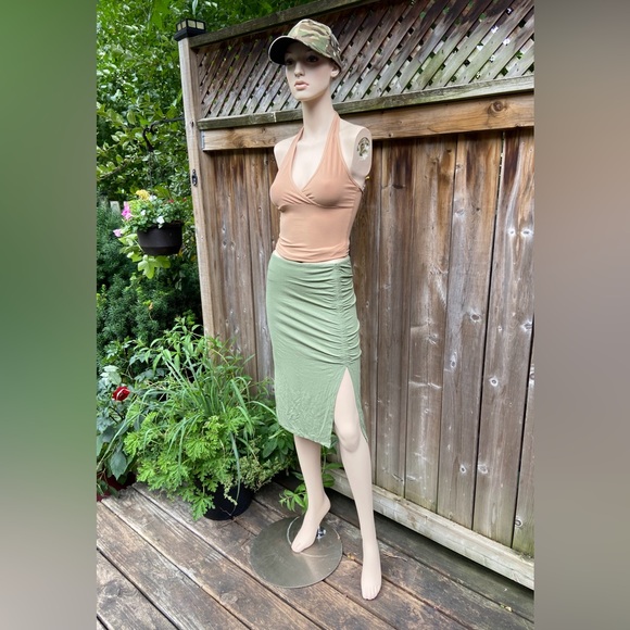 Sage Green Rouched Skirt w/t Side Split - Picture 5 of 6